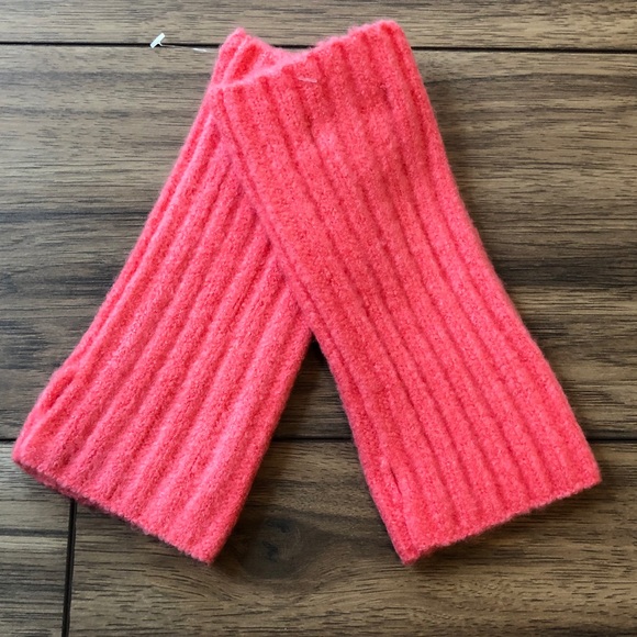 NWT Free People Pink Outside The Lines Armwarmers - Picture 5 of 6
